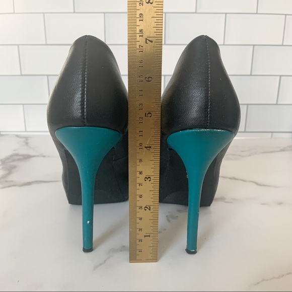 Jennifer Lopez - Picture 3 of 6